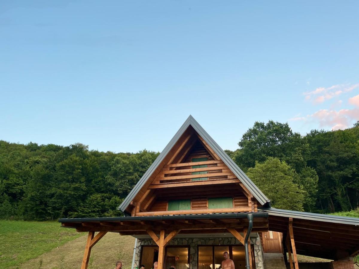 Vikendica Krupa Na Vrbasu Villa Banja Luka Bagian luar foto